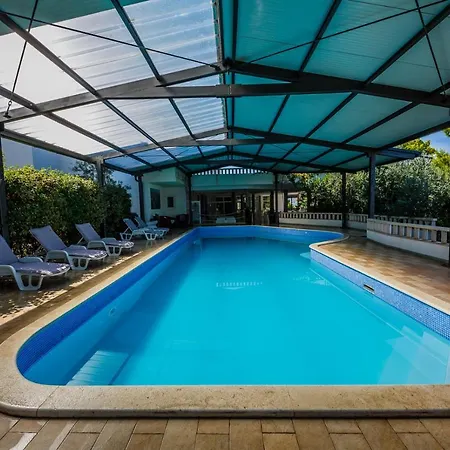 Hotell Sveti Kriz 4*