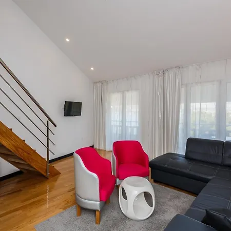 Sveti Kriz Hotel Mastrinka