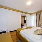 Hotell Sveti Kriz