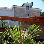 Hotell Sveti Kriz