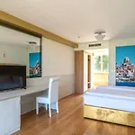 Hotell Sveti Kriz 4*