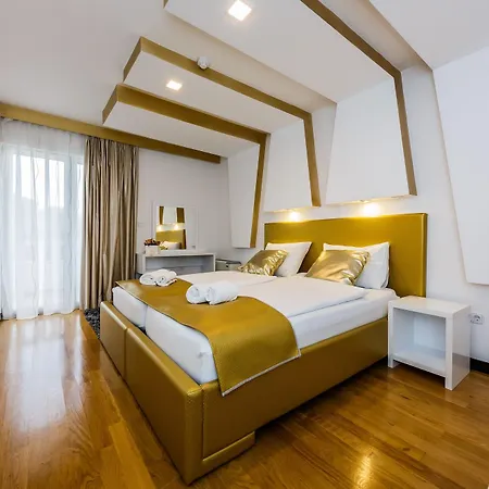 Hotel Sveti Kriz 4*