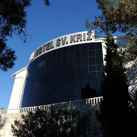 Hotel Sveti Kriz 4*