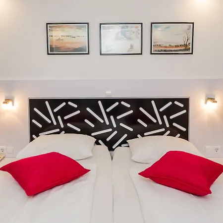 فندق Sveti Kriz 4*