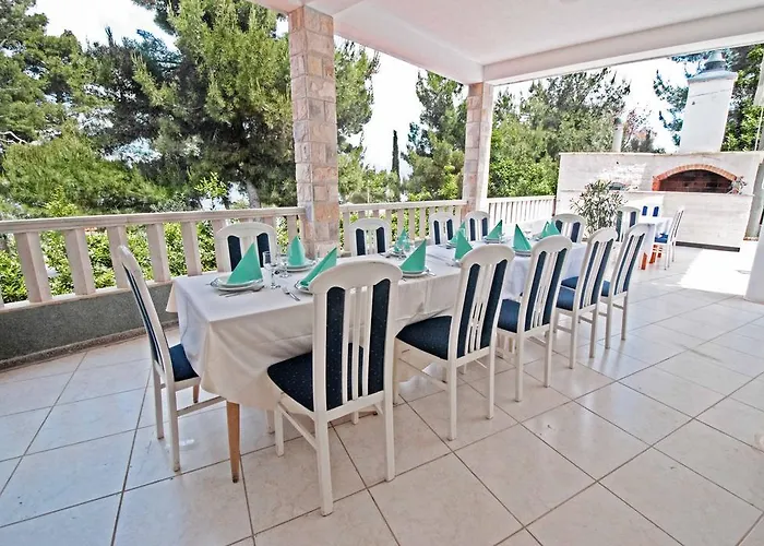 Hotel Sveti Kriz 4*