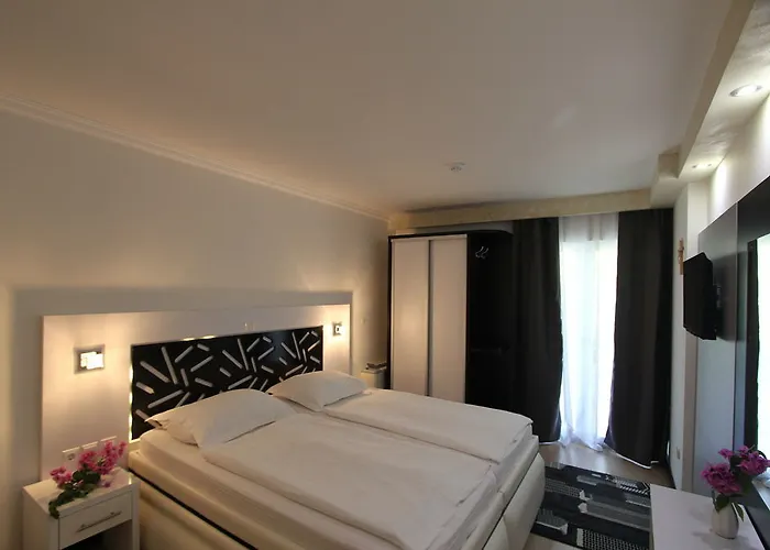 Hotel Sveti Kriz 4*